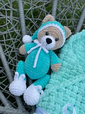 Плюшева в'язана іграшка Ведмедик у піжамі з посмішкою Бірюзовий 4118 фото