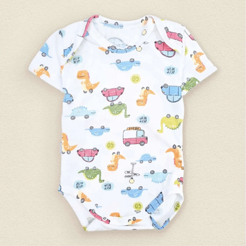 Детский летний боди-лодочка на короткий рукав из кулира Машинки 62 см Белый d105 фото